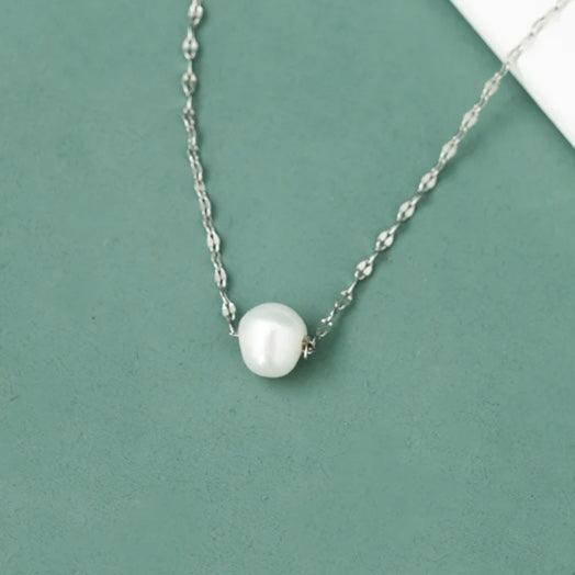 The Simplicity of Elegance Pearl Necklace - Gold or Silver - Kin Trading Post